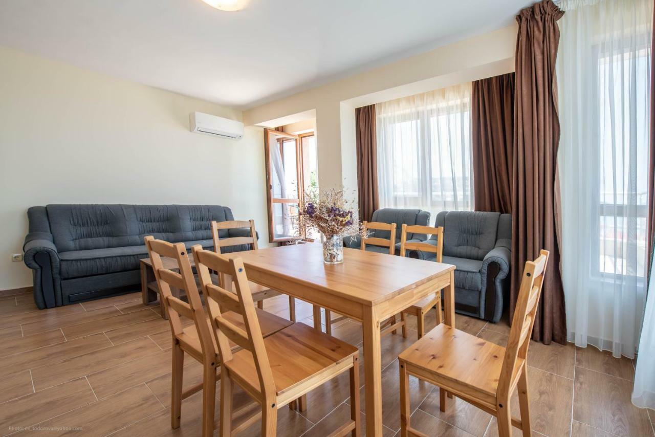 Balchik Sea View Apartments In Princess Residence Exterior photo